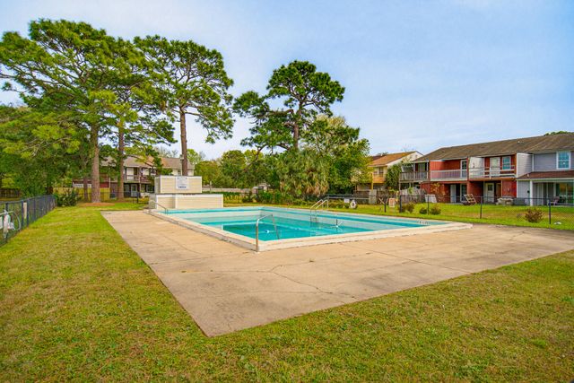 170 5th Avenue, Shalimar, FL 32579