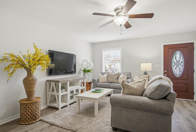 170 5th Avenue, Shalimar, FL 32579