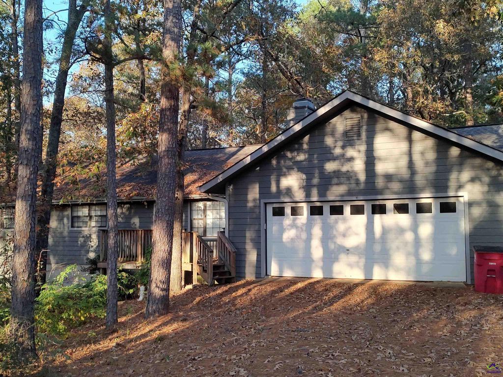 103 Persimmon Glen Court, Centerville, GA 31028
