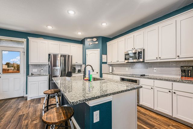 1035 Northern Oaks Court, Springtown, TX 76082