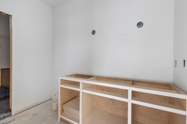 202 Blackberry Lane, Washington, TX 77880