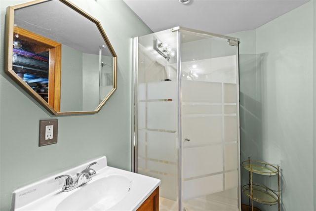 23066 Ithaca Street, Oak Park, MI 48237