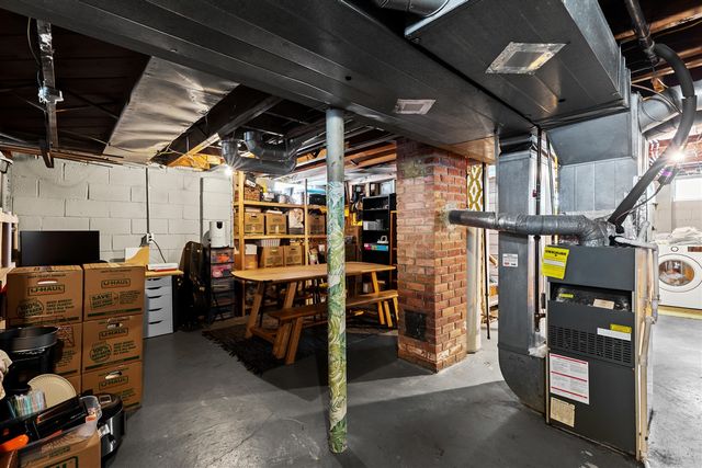 23066 Ithaca Street, Oak Park, MI 48237