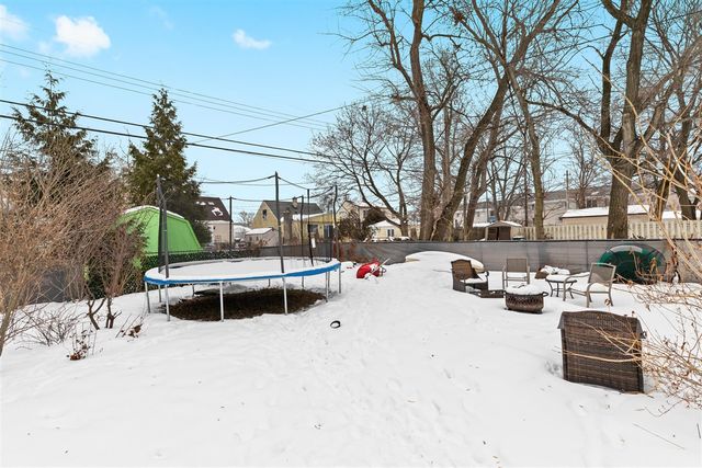 23066 Ithaca Street, Oak Park, MI 48237