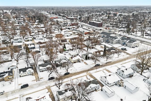 23066 Ithaca Street, Oak Park, MI 48237