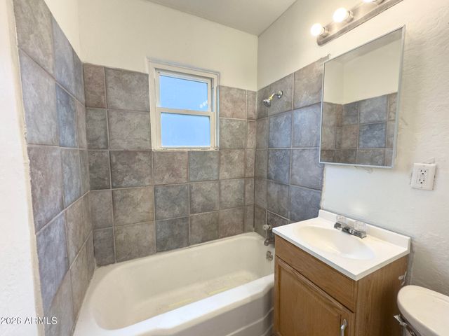 2517 E CULVER Street, Phoenix, AZ 85008
