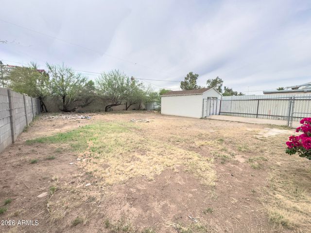 2517 E CULVER Street, Phoenix, AZ 85008