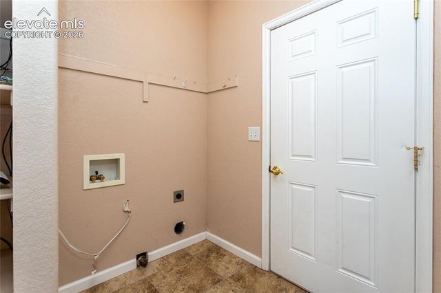 440 S Avenida del Oro E, Pueblo West, CO 81007