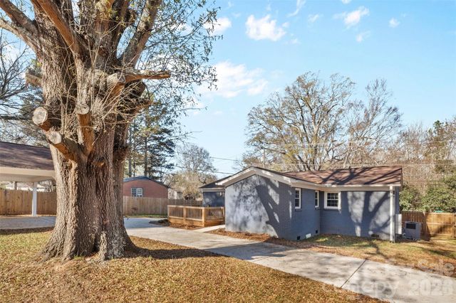 206 Hunter Street, York, SC 29745