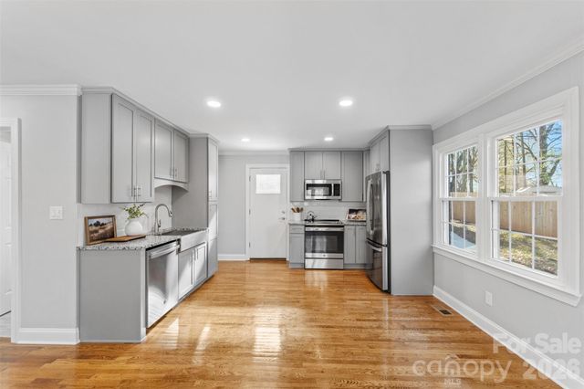 206 Hunter Street, York, SC 29745