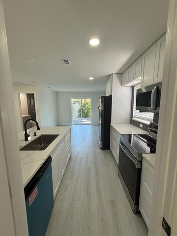 1842 MARYLAND AVENUE NE, St Petersburg, FL 33703