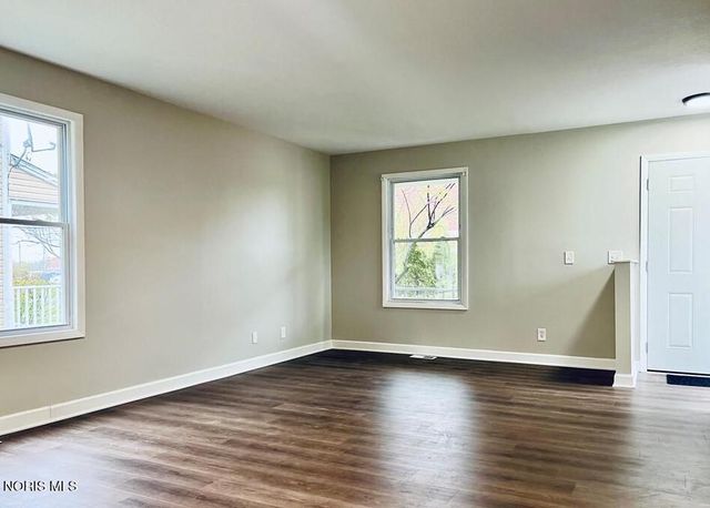 313 Sherman Street, Toledo, OH 43620