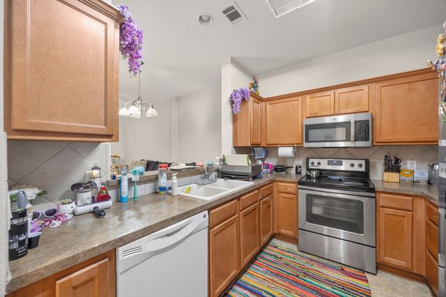 2741 Olympic Park Drive, Grand Prairie, TX 75050