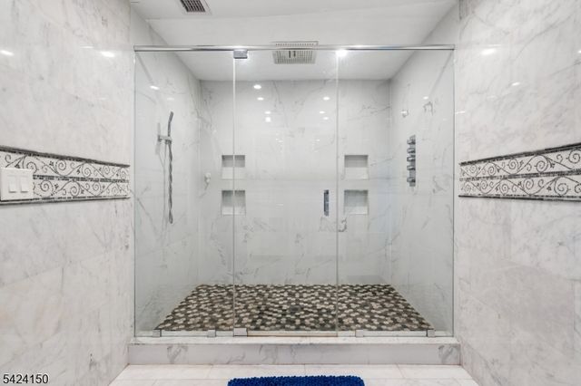 115 Birchwood Ter, Wayne Twp., NJ 07470