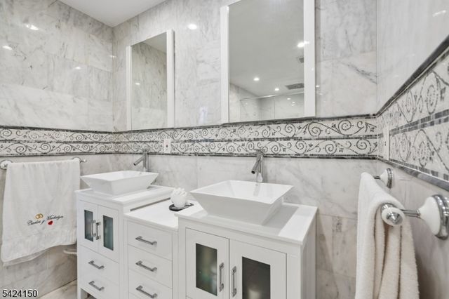115 Birchwood Ter, Wayne Twp., NJ 07470