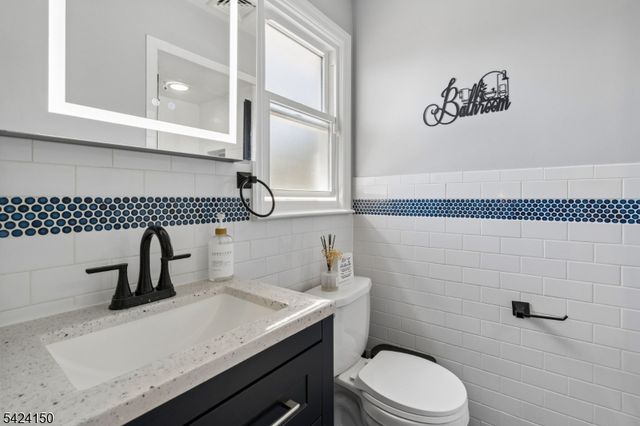 115 Birchwood Ter, Wayne Twp., NJ 07470