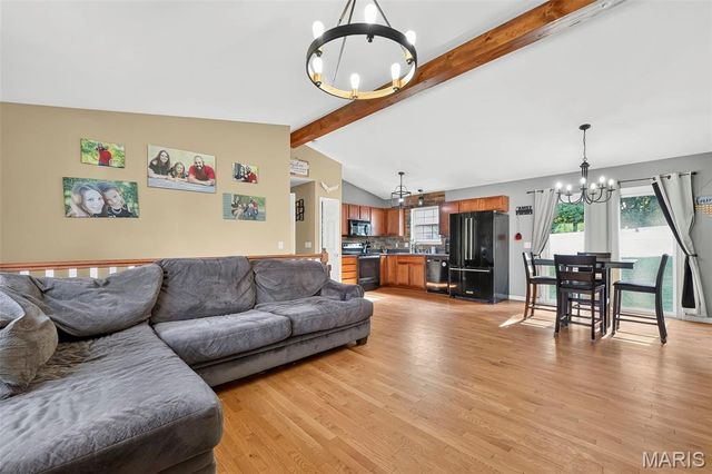 224 Parkway Drive, Troy, MO 63379