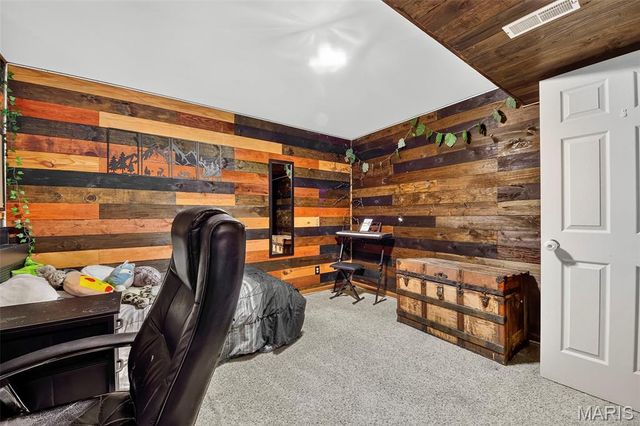 224 Parkway Drive, Troy, MO 63379