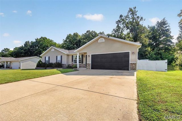 224 Parkway Drive, Troy, MO 63379