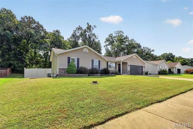 224 Parkway Drive, Troy, MO 63379