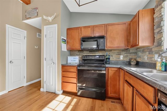 224 Parkway Drive, Troy, MO 63379