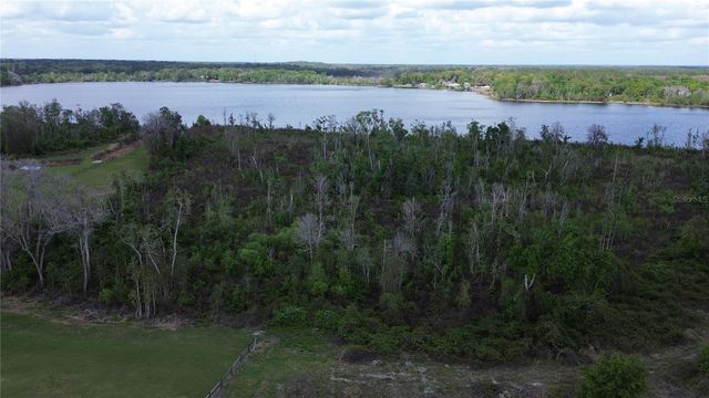 16865 SE 27TH PLACE ROAD, Ocklawaha, FL 32179