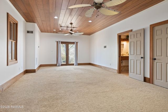 5726 Eagle Pass Drive, Youngsville, LA 70592