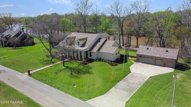 5726 Eagle Pass Drive, Youngsville, LA 70592