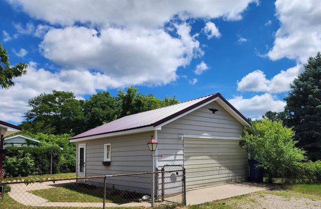 295 Birch Street, Harrison, MI 48625