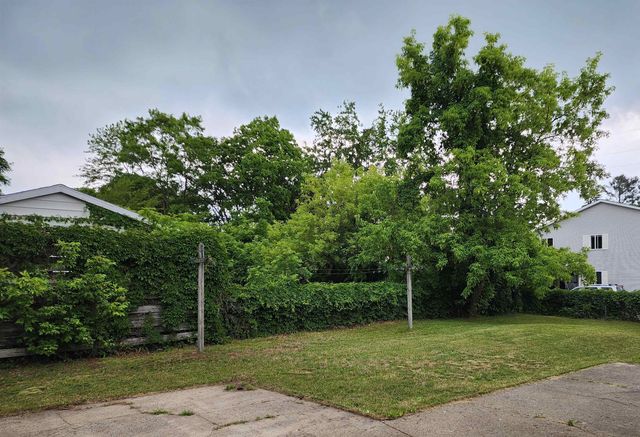 295 Birch Street, Harrison, MI 48625