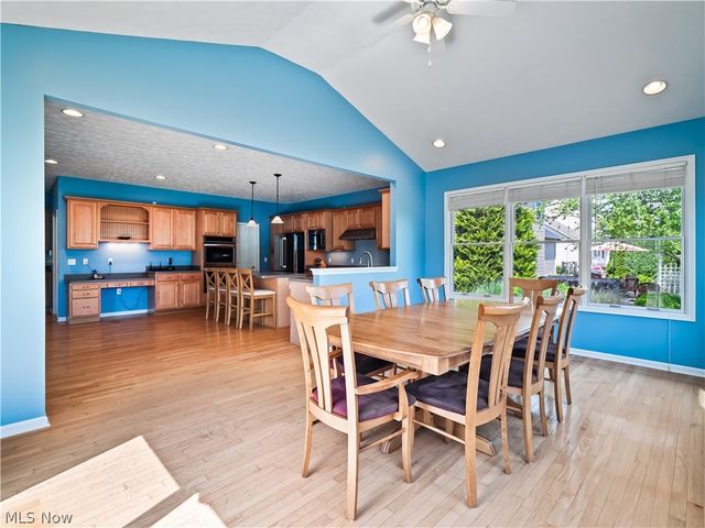 27336 Maurer Drive, Olmsted Twp, OH 44138