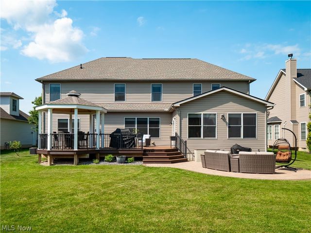 27336 Maurer Drive, Olmsted Twp, OH 44138
