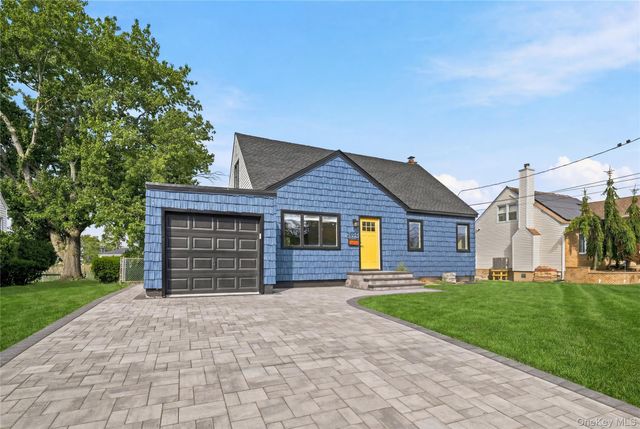 2693 Fox Road, Baldwin, NY 11510