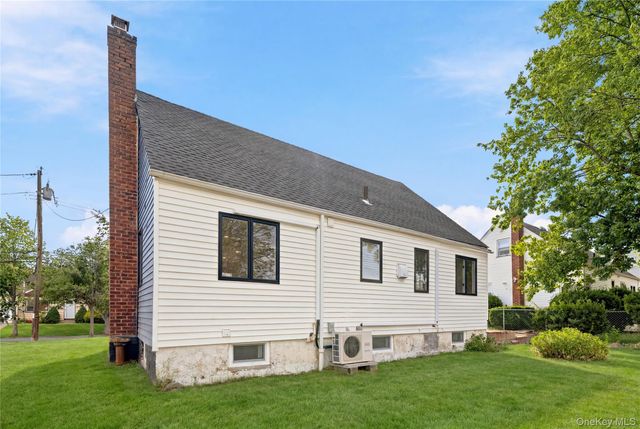 2693 Fox Road, Baldwin, NY 11510