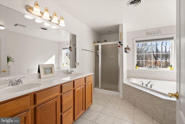 100 BROOKEWOOD DR, Fredericksburg, VA 22405