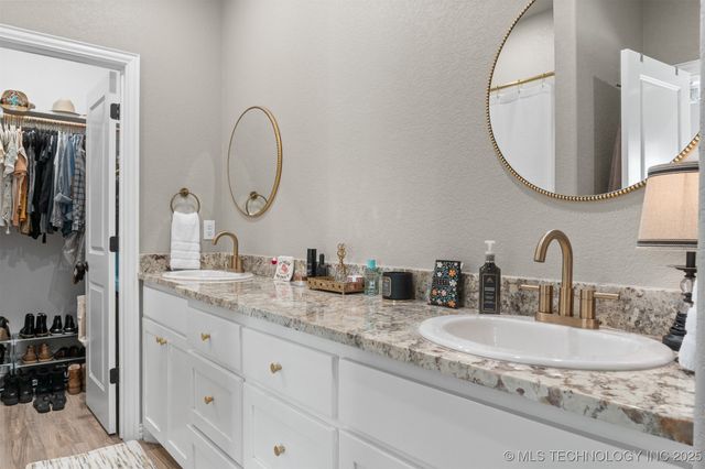 19 Sawyer Lane, Durant, OK 74701