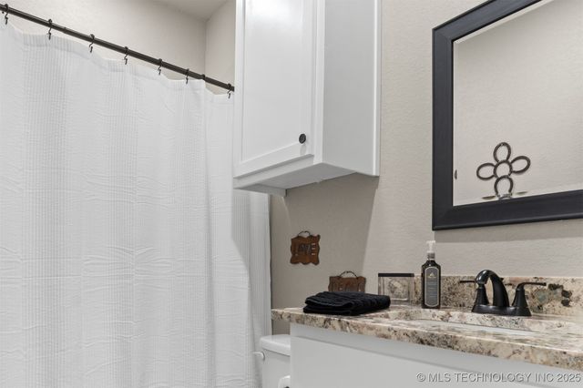 19 Sawyer Lane, Durant, OK 74701