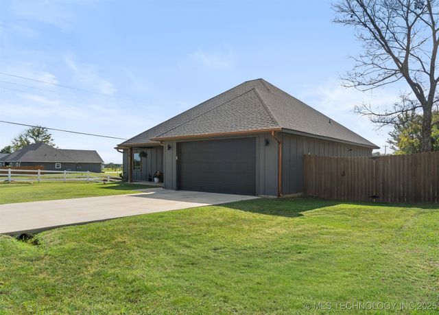 19 Sawyer Lane, Durant, OK 74701