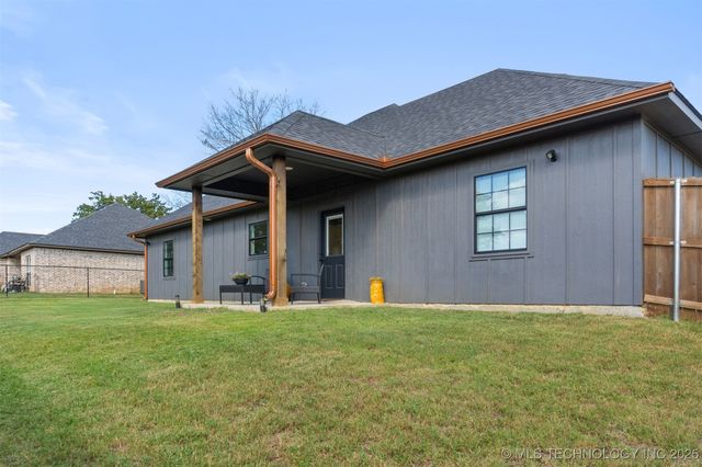 19 Sawyer Lane, Durant, OK 74701