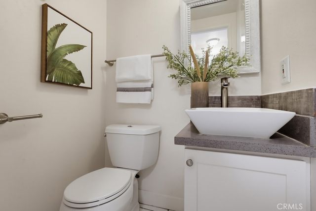 951 Las Lomas Dr Unit 6B, La Habra, CA 90631