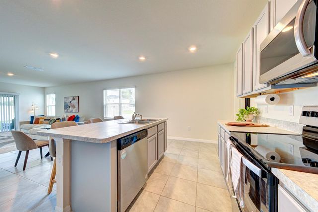 2090 APALACHICOLA LANE, Sanford, FL 32771