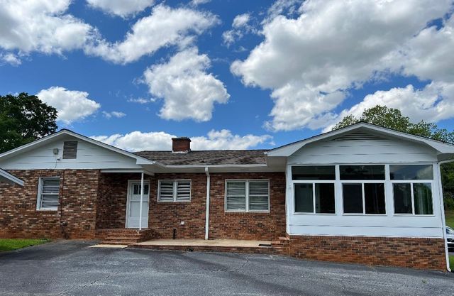 3013 Country Club Road, Spartanburg, SC 29302