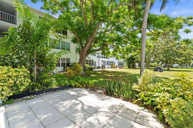 400 GLENNES LANE 111, Dunedin, FL 34698