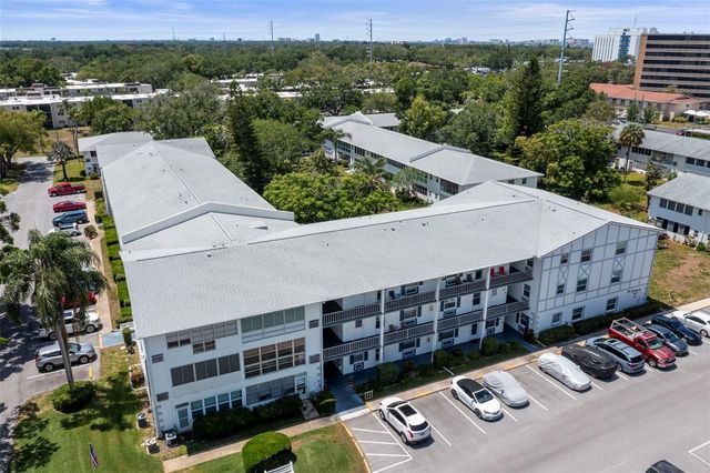 400 GLENNES LANE 111, Dunedin, FL 34698