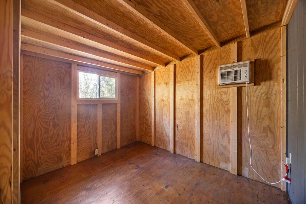 Image 24 of property listing at 9168 Old Georgetown Road, Mcclellanville, SC 29458