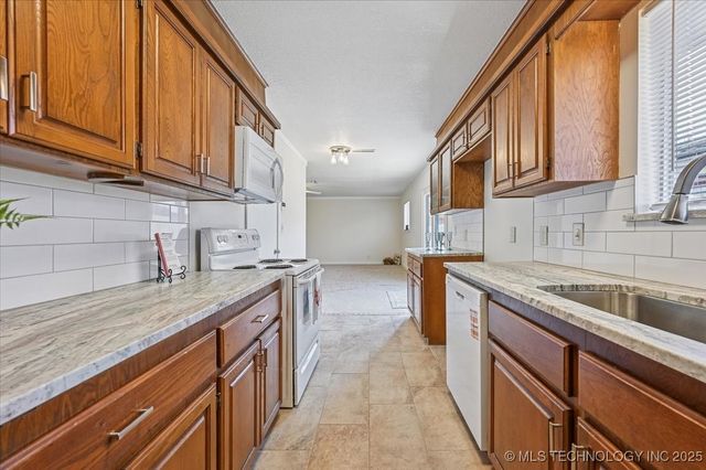 4808 S 87th East Avenue, Tulsa, OK 74145