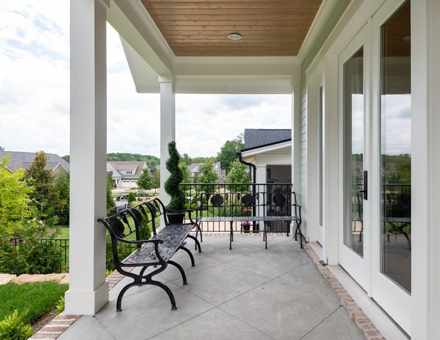 8775 Belladonna Dr, College Grove, TN 37046