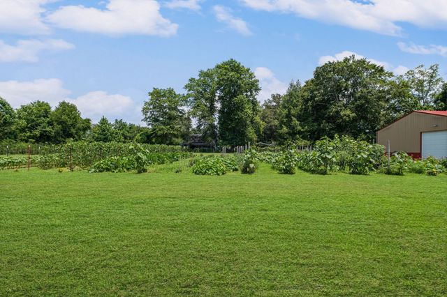 627 Ragsdale Rd, Manchester, TN 37355