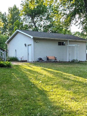 10966 S Frontage Road, Pine City, MN 55063
