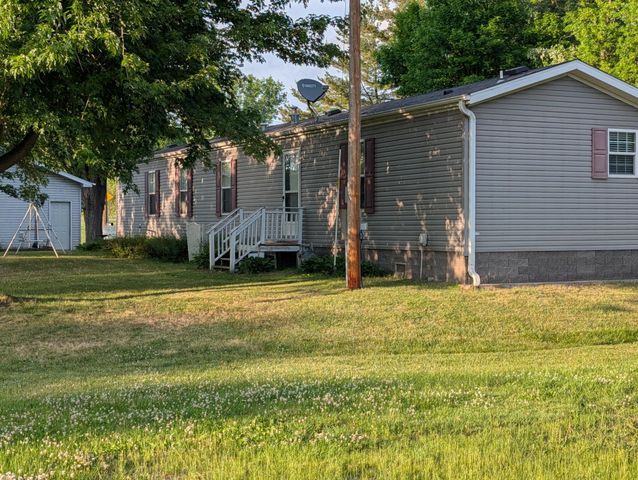 10966 S Frontage Road, Pine City, MN 55063